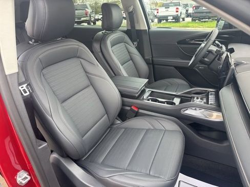 New 2026 Lincoln Nautilus Reserve w/ Jet Appearance Package image 12