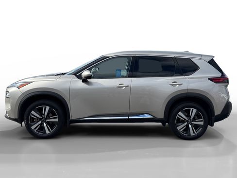 Used 2023 Nissan Rogue SL FWD image 2