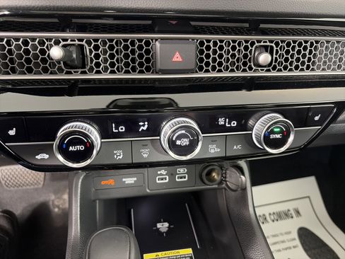 Used 2024 Honda Civic Touring image 24