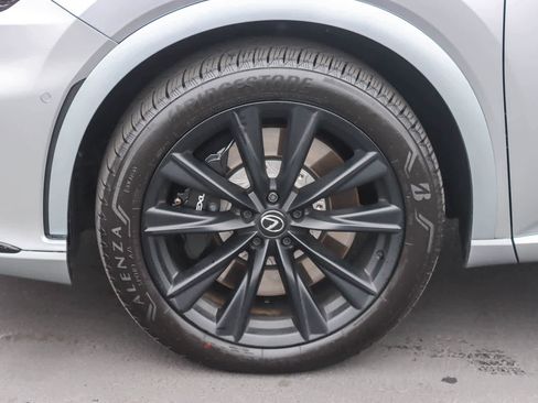 Certified 2025 Lexus RX 500h F Sport image 9