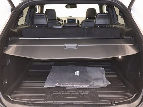 Certified 2023 Ford Edge ST-Line w/ Cargo Accessory Package image 39