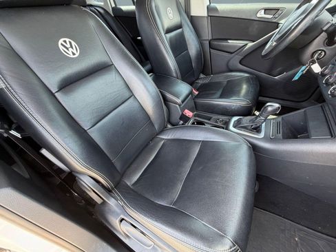 Used 2013 Volkswagen Tiguan S FWD image 20