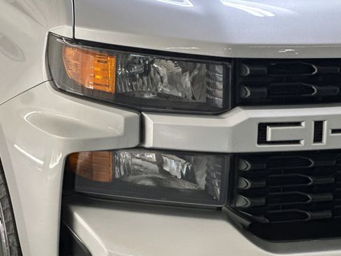 Used 2022 Chevrolet Silverado 1500 Custom w/ LPO, Blackout Package image 10