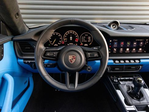 Used 2026 Porsche 911 GT3 RWD image 19