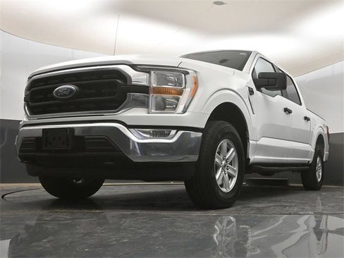 Used 2021 Ford F150 XLT w/ Trailer Tow Package image 15