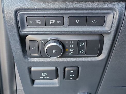Used 2022 Ford F150 Platinum w/ Equipment Group 701A High AWD/4WD image 31