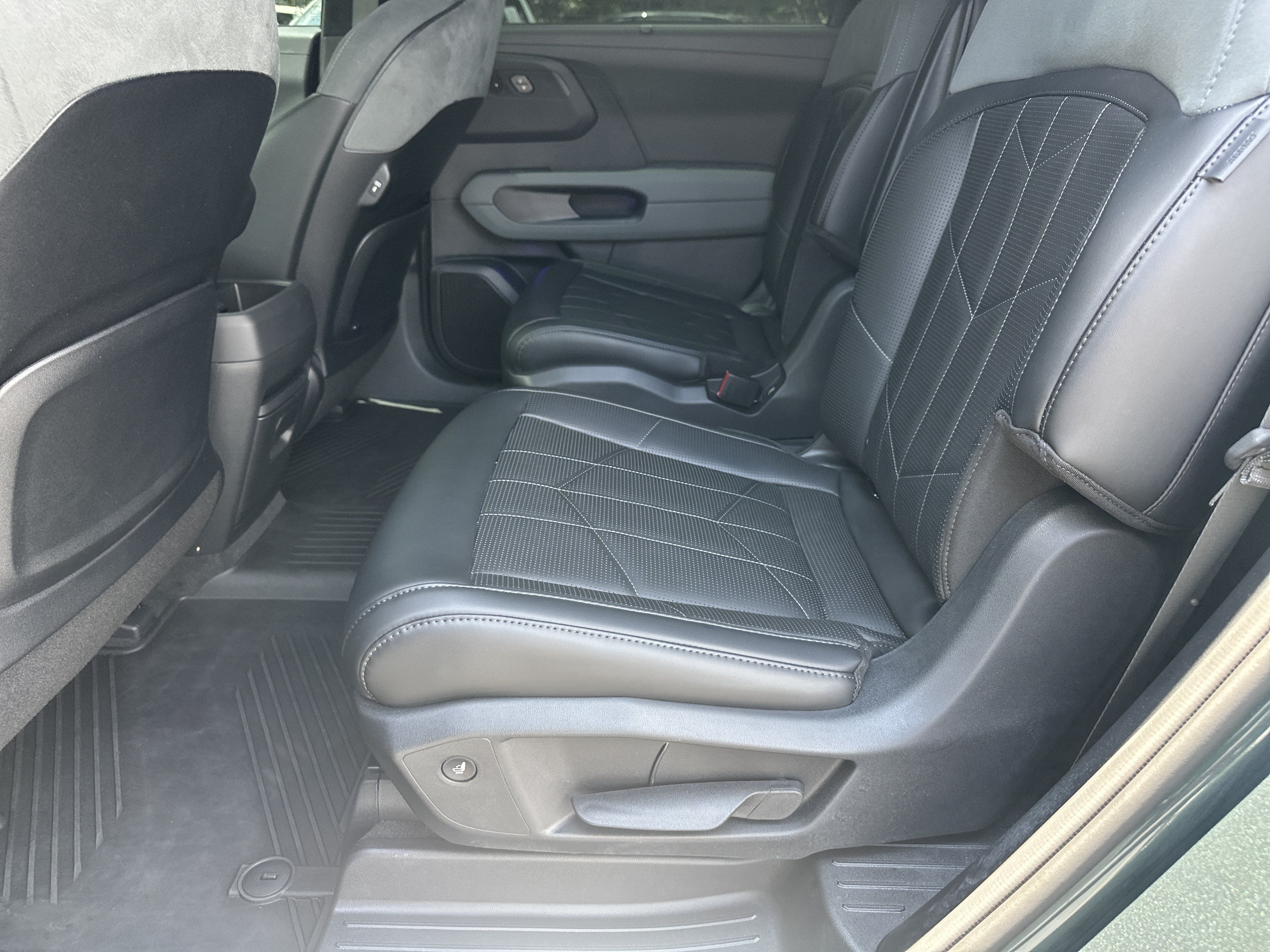 Used 2027 Kia Telluride X-Line SX Prestige w/ Towing Package AWD/4WD image 22