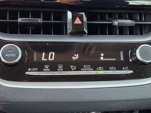 Used 2024 Toyota Corolla LE image 22