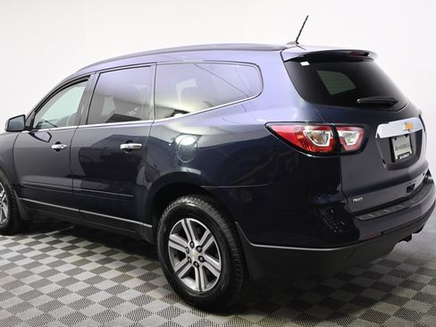 Used 2015 Chevrolet Traverse LT AWD/4WD image 3