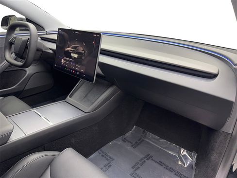 Used 2024 Tesla Model 3 Performance image 51