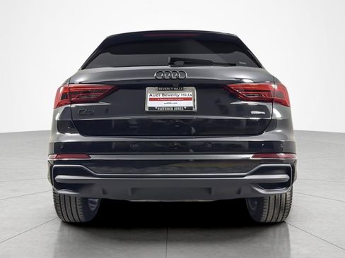Used 2025 Audi Q3 2.0T Premium w/ Convenience Package AWD/4WD image 4