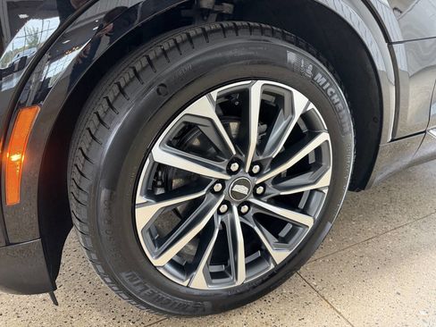 Used 2023 Cadillac XT6 Premium Luxury w/ Technology Package image 54