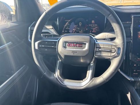 Certified 2025 GMC Acadia Elevation image 14