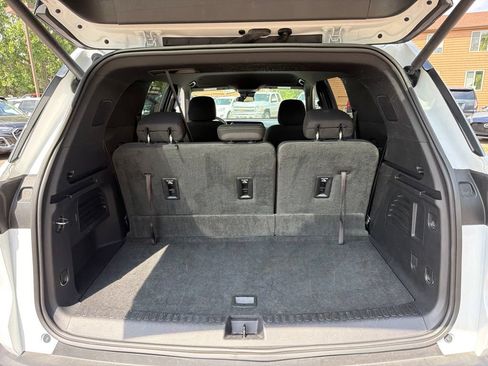 Used 2024 Chevrolet Traverse LT AWD/4WD image 22