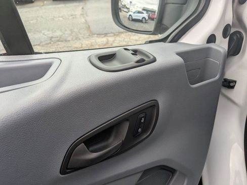 Certified 2019 Ford Transit 150 XLT image 14