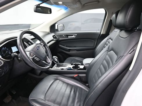 Used 2017 Ford Edge SEL w/ Equipment Group 201A image 18