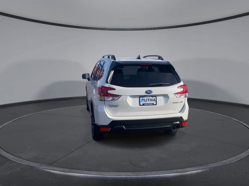 Used 2024 Subaru Forester Limited image 8