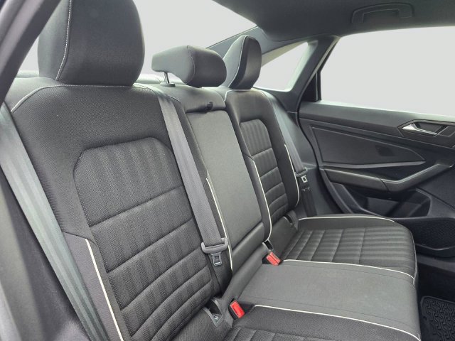 Used 2023 Volkswagen Jetta Sport FWD image 11