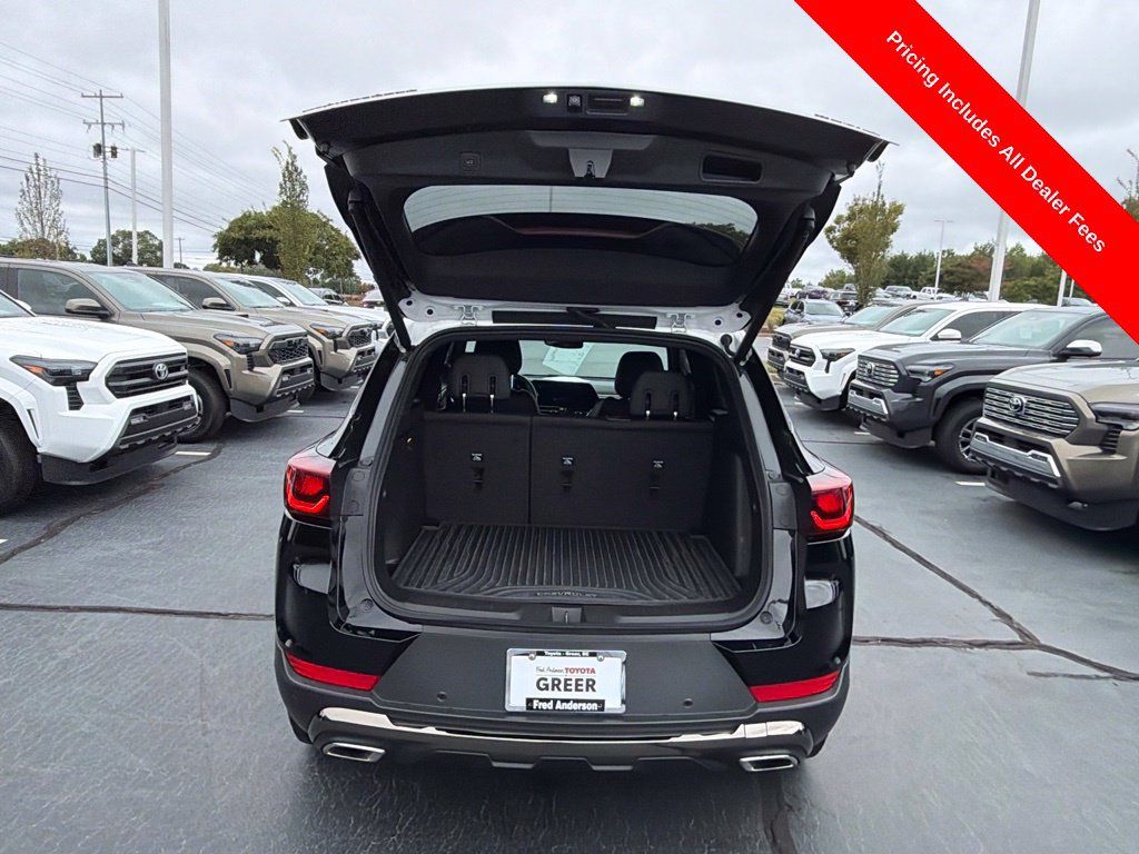Used 2024 Chevrolet TrailBlazer ACTIV w/ Convenience Package FWD image 36