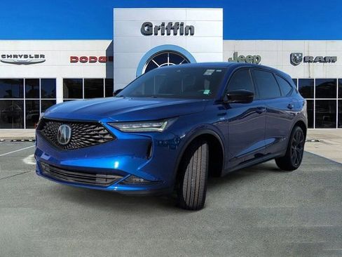 Used 2023 Acura MDX A-Spec image 11