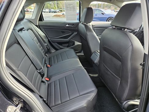 Used 2024 Volkswagen Jetta SE image 18