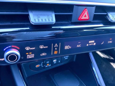 Certified 2026 Kia K5 GT w/ GT1 Package image 28