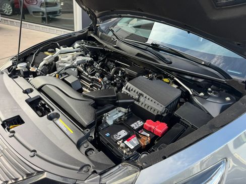 Used 2018 Nissan Altima 2.5 SR w/ SR Midnight Edition FWD image 36