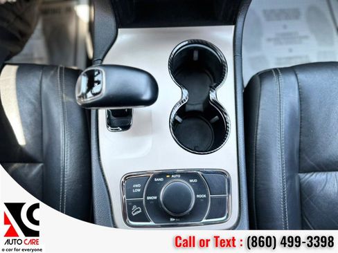 Used 2014 Jeep Grand Cherokee Limited image 24