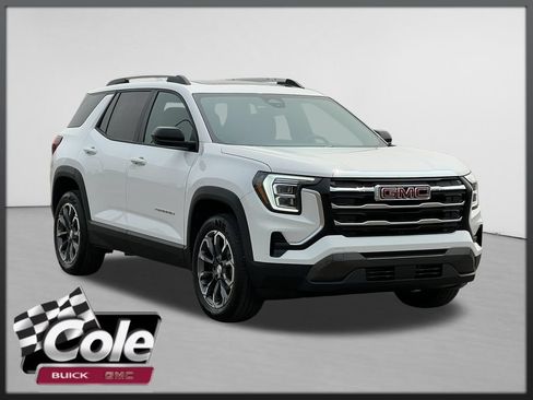 Used 2025 GMC Terrain Elevation w/ Elevation Premium Package AWD/4WD image 1
