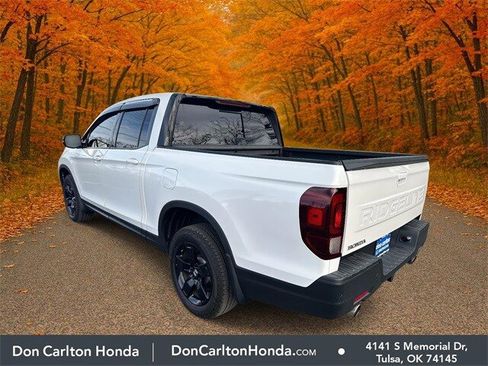 Used 2025 Honda Ridgeline Black Edition image 6