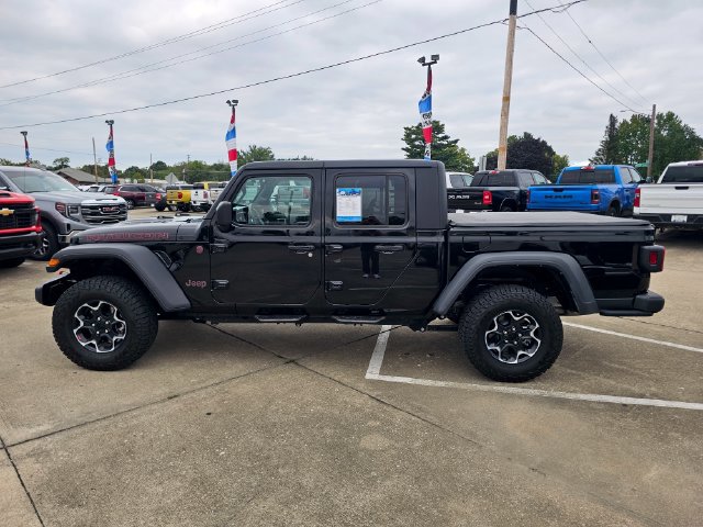 Used 2023 Jeep Gladiator Rubicon w/ Cold Weather Group AWD/4WD image 7