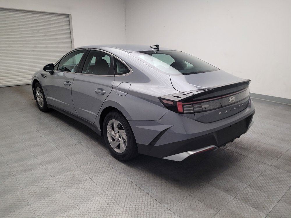 Used 2025 Hyundai Sonata SE FWD image 5