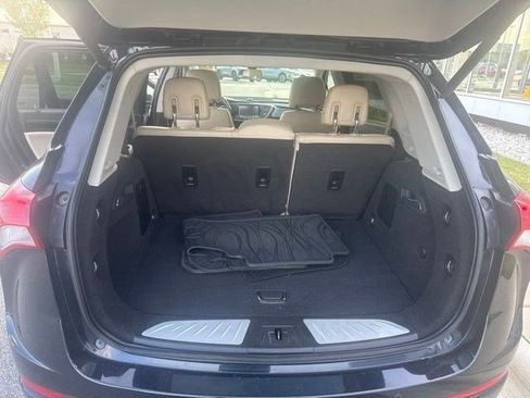 Used 2020 Buick Envision Essence w/ Experience Buick Package FWD image 12