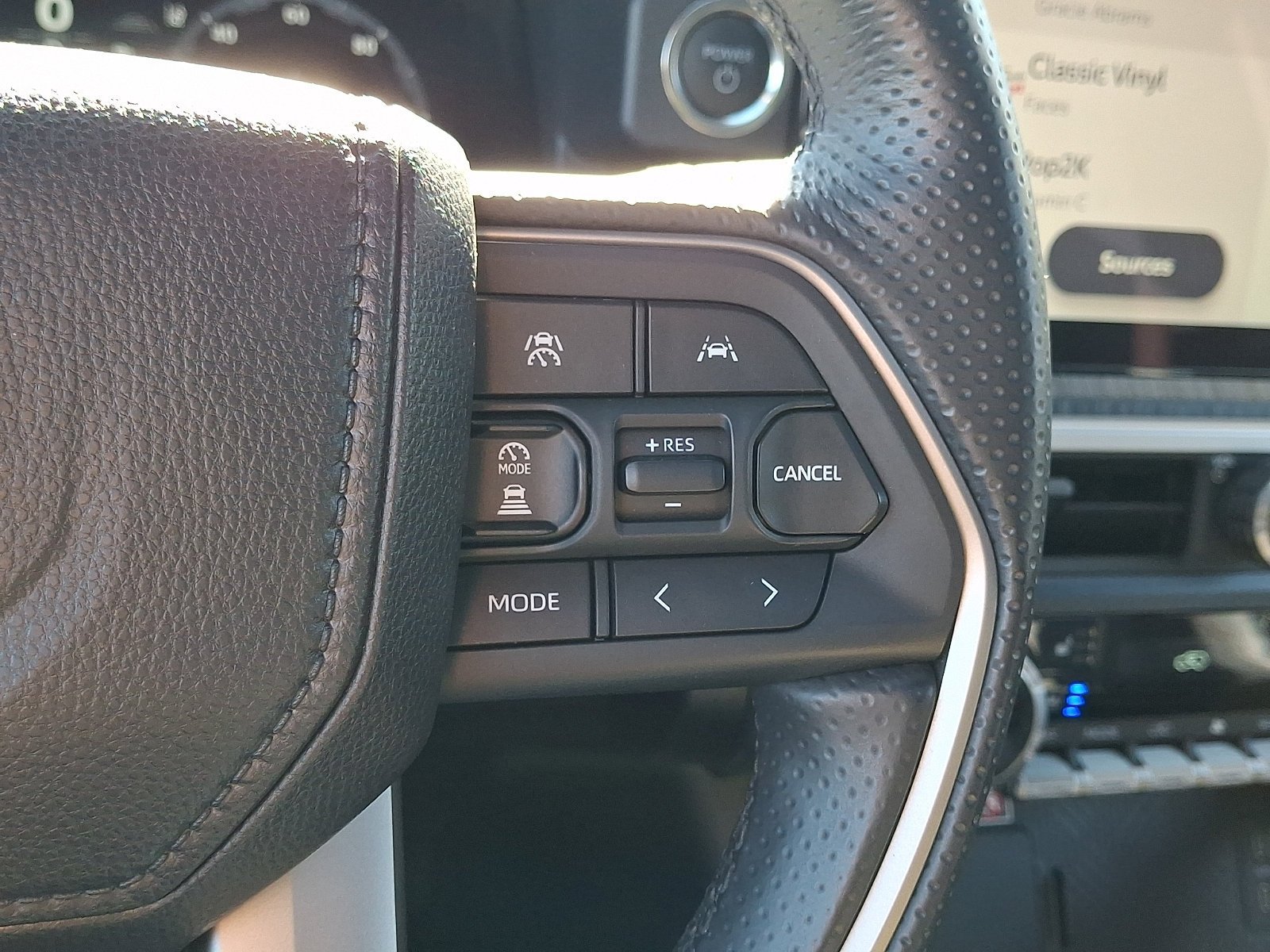 Certified 2025 Toyota 4Runner Platinum AWD/4WD image 24