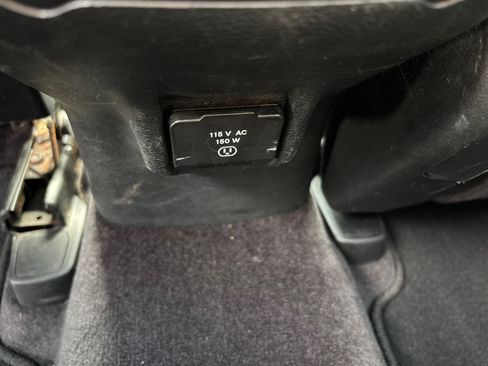 Used 2016 Jeep Cherokee Limited FWD image 30