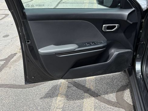 Used 2025 Kia K4 FWD image 18