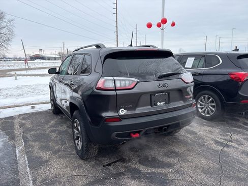 Used 2020 Jeep Cherokee Trailhawk w/ Comfort/Convenience Group image 3