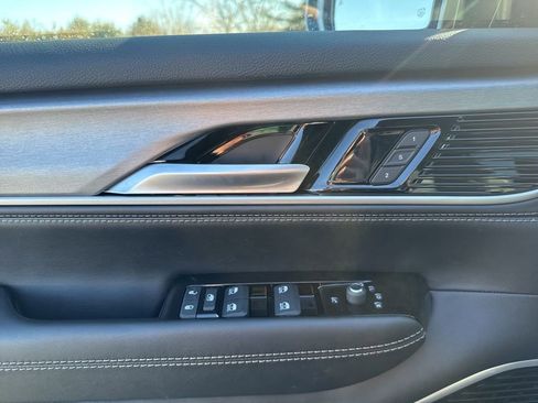 New 2026 Jeep Grand Wagoneer Limited w/ Premium Group II AWD/4WD image 23