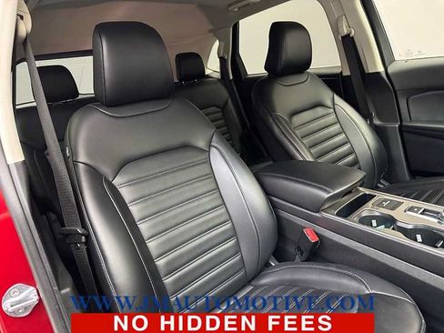 Used 2024 Ford Edge SEL AWD/4WD image 20
