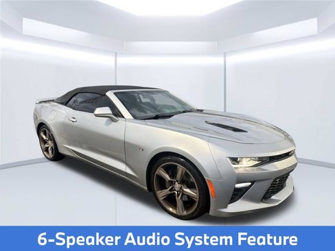 Used 2017 Chevrolet Camaro SS RWD image 6