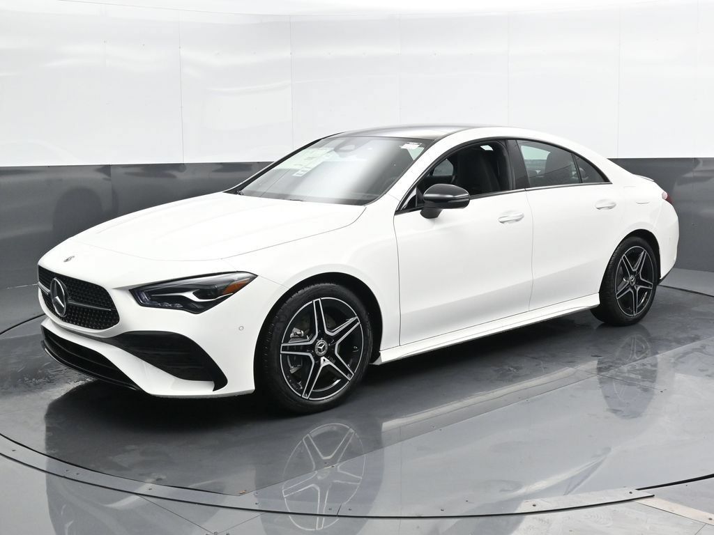 Used 2025 Mercedes-Benz CLA 250 4MATIC image 6