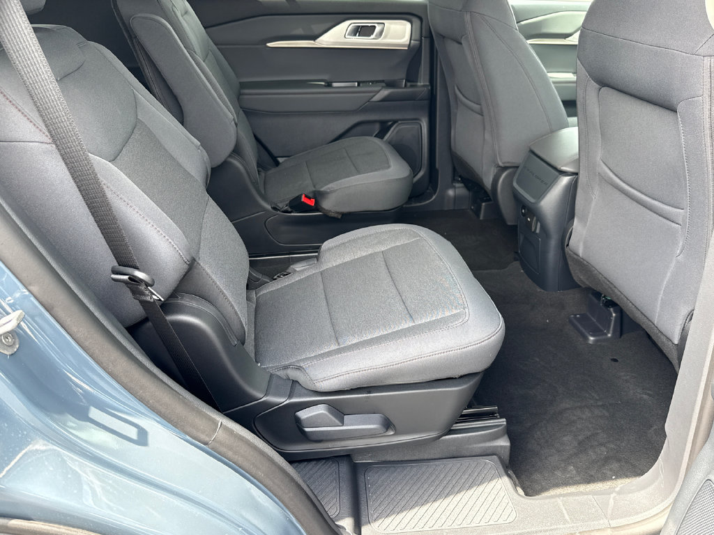 Certified 2026 Ford Explorer Active AWD/4WD image 15
