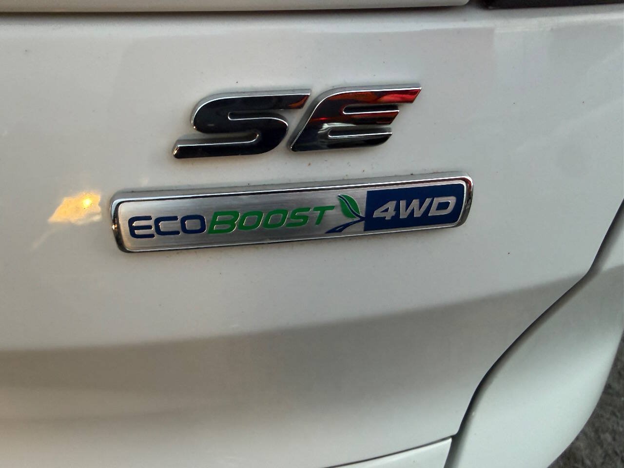 Used 2018 Ford Escape SE AWD/4WD image 11
