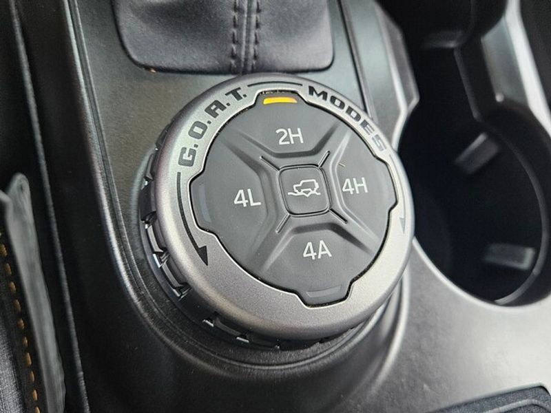 Used 2023 Ford Bronco Badlands AWD/4WD image 25