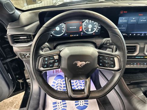 Used 2024 Ford Mustang GT Premium image 17
