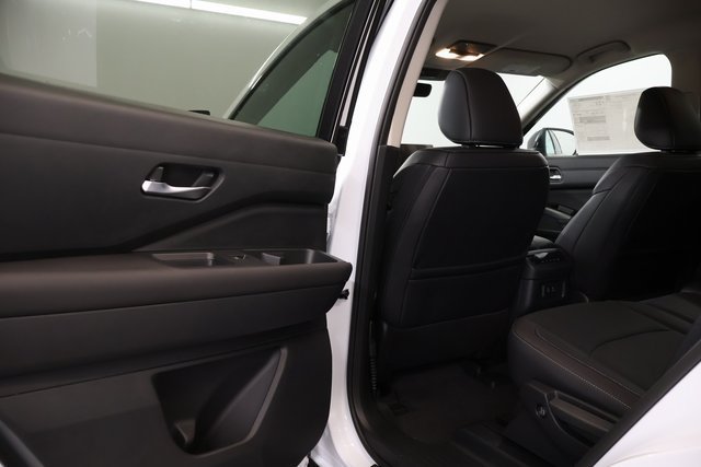 New 2026 Nissan Pathfinder SL AWD/4WD image 27