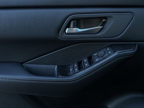 New 2026 Nissan Rogue SV image 24