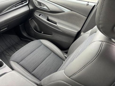 Used 2025 Buick Envista Preferred w/ Convenience I Package image 15