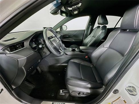 Used 2024 Toyota Venza Nightshade image 25