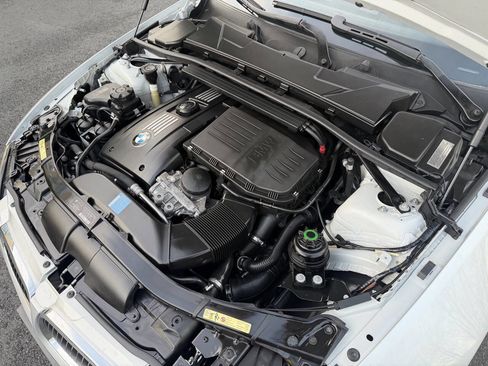 Used 2009 BMW 335i Coupe image 26